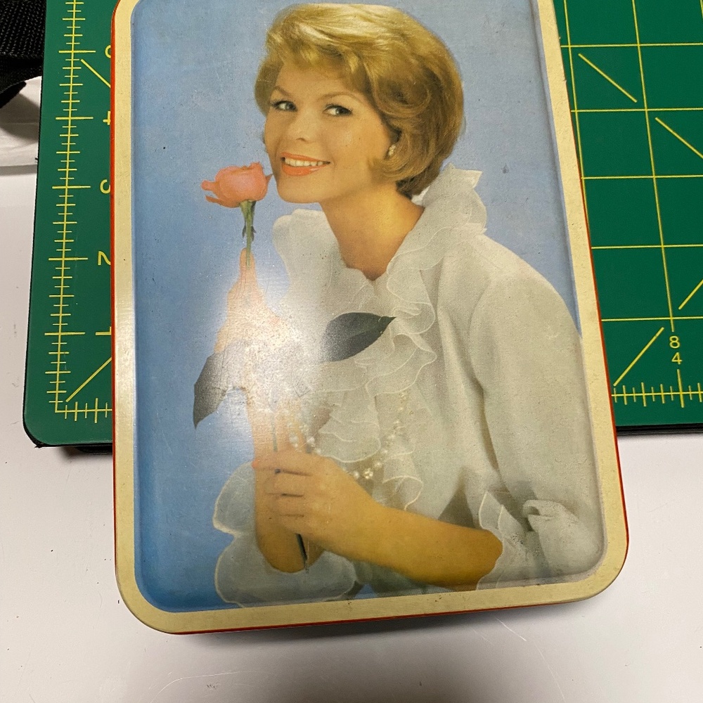 Bensons candy tin